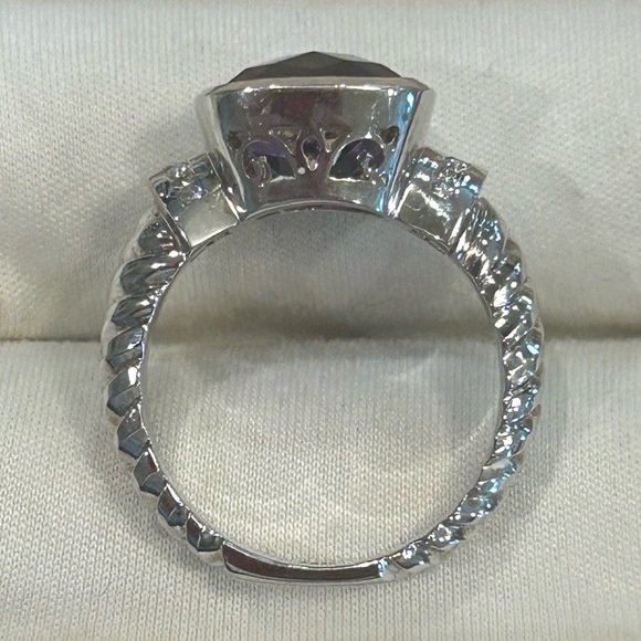 14Kt White Gold Amethyst And Diamond Cocktail Ring - Picture 5 of 8